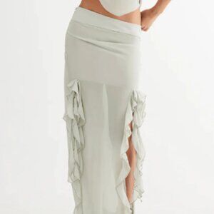 *NEW* Lioness Rendezvous Skirt in Sage. SMALL. NEVER WORN with tags